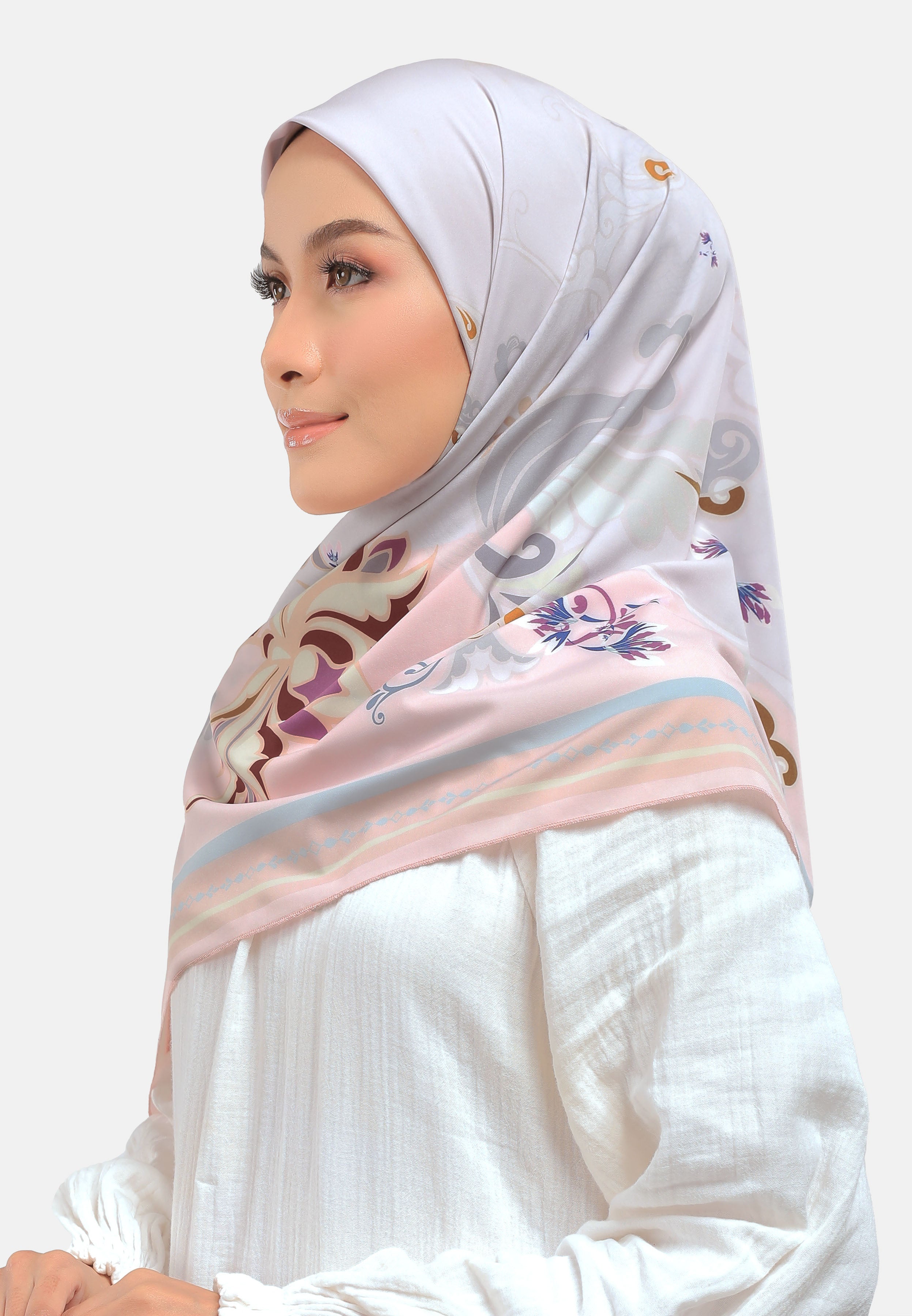 Arissa Hijab Carmona Printed Square Scarf - ARS-ST1152