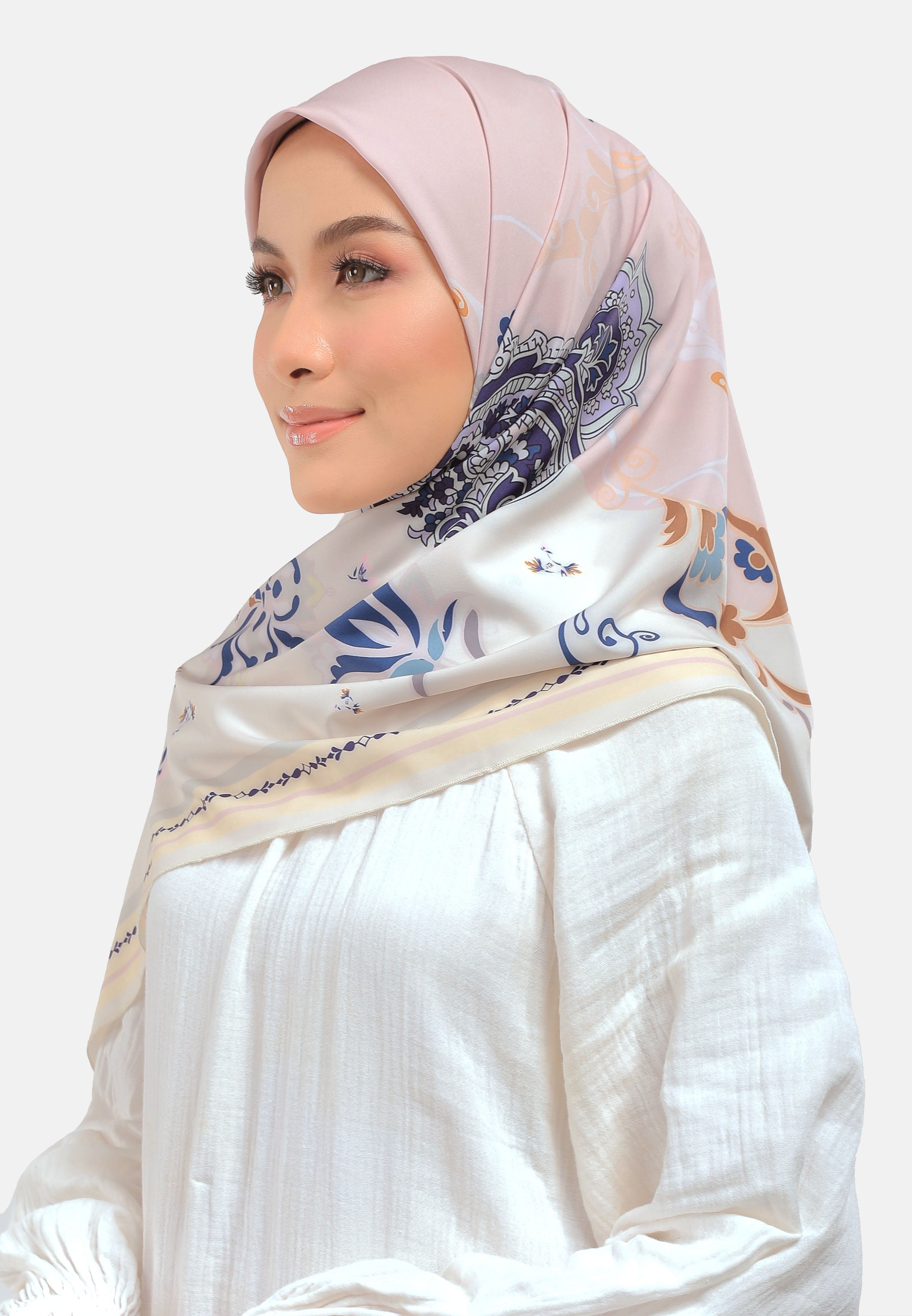 Arissa Hijab Akureyri Printed Square Scarf - ARS-ST1150 (MD2)